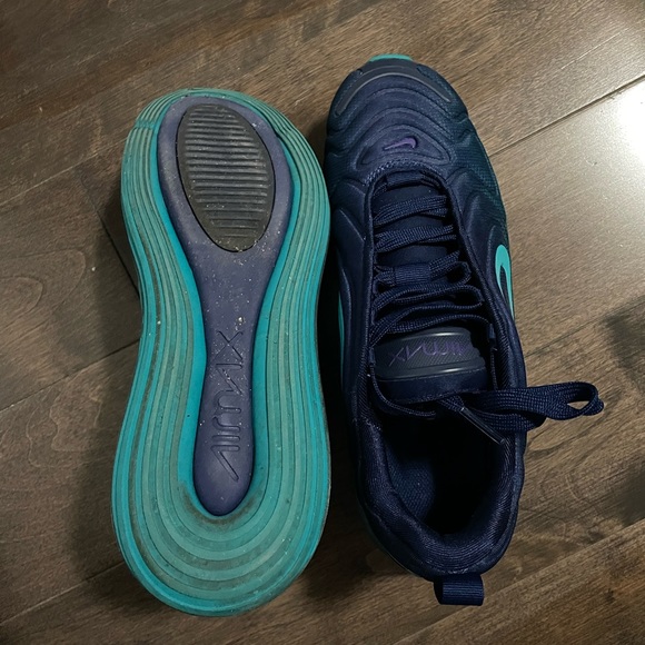 Nike Air Max 720 Big Kids 5 - Women’s 6.5 - Picture 3 of 3